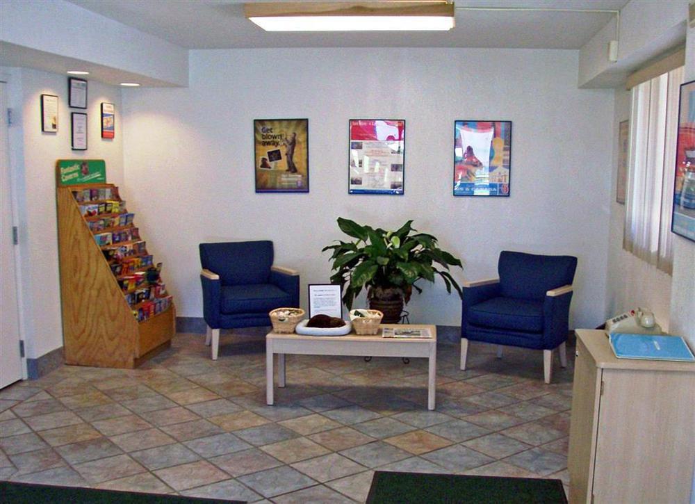 Motel 6-Springfield, Mo - North 내부 사진